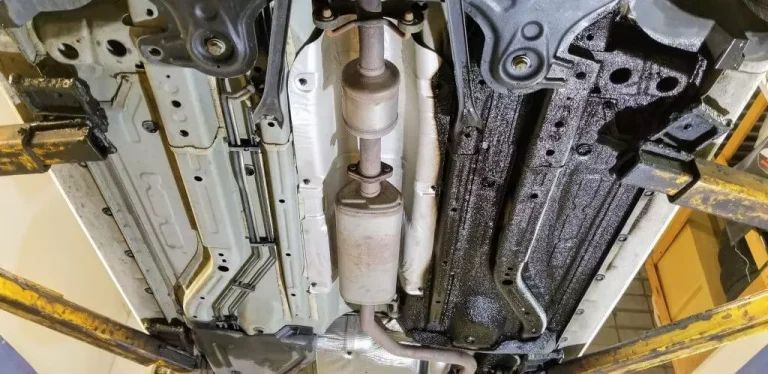 Revisión general de auto en zaga car